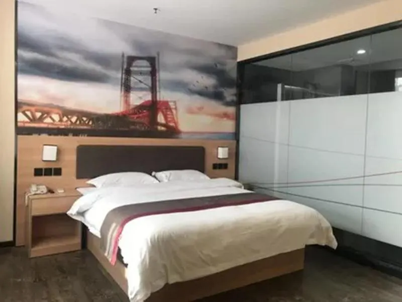 Thank Inn Chain Hotel Xinxiang Yuanyang Jianshe Road Hualong Shangjun 0*,